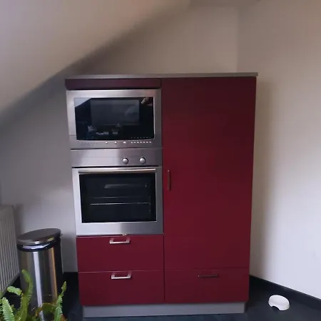 Voll Ausgestattete 78 Qm Zur Alleinnutzung Apartment Euskirchen