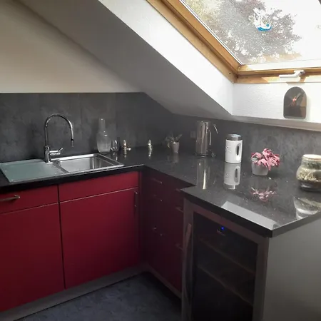 Voll Ausgestattete 78 Qm Zur Alleinnutzung Apartment
